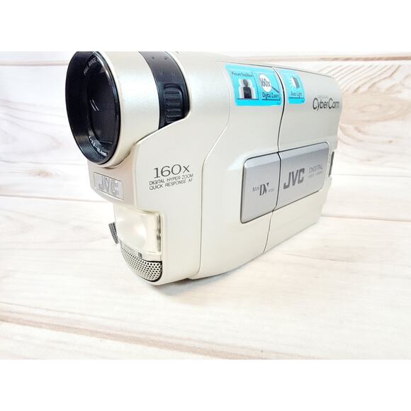 JVC Mini DV Digital CyberCam Camcorder Model GR-DVA1U W/Charger & Remote TESTED - Picture 13 of 16